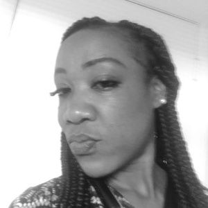 Meet your Posher, Toya